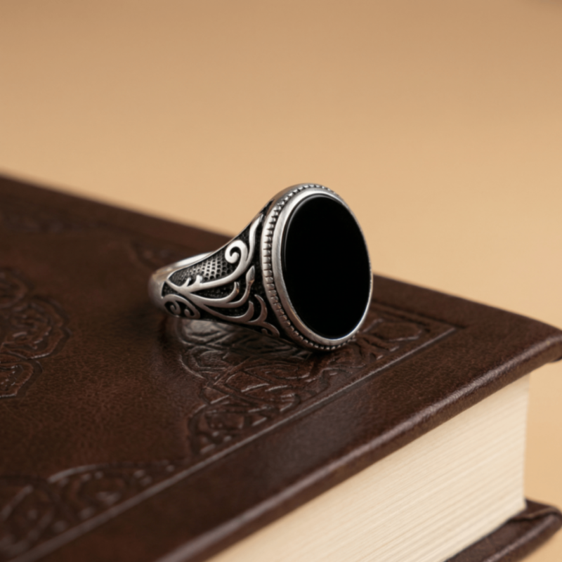 hf_20260128_125559_429d88b7-e8a0-4eac-8651-7a4cb70c9e51_1_1.png Yemeni Aqiq Silver Ring